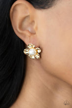Load image into Gallery viewer, Apple Blossom Pearls - Gold
